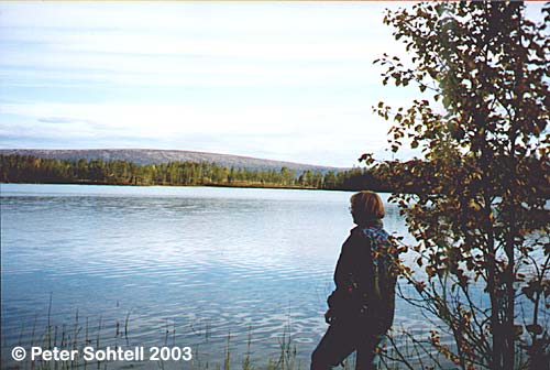 Torrvedtjärn mot Hundfjället. Foto: Peter Sohtell